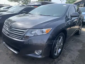 Toyota Venza 2010 Gray