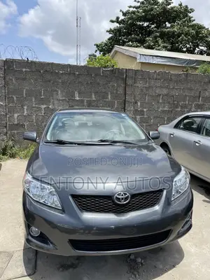 Toyota Corolla 2010 Gray