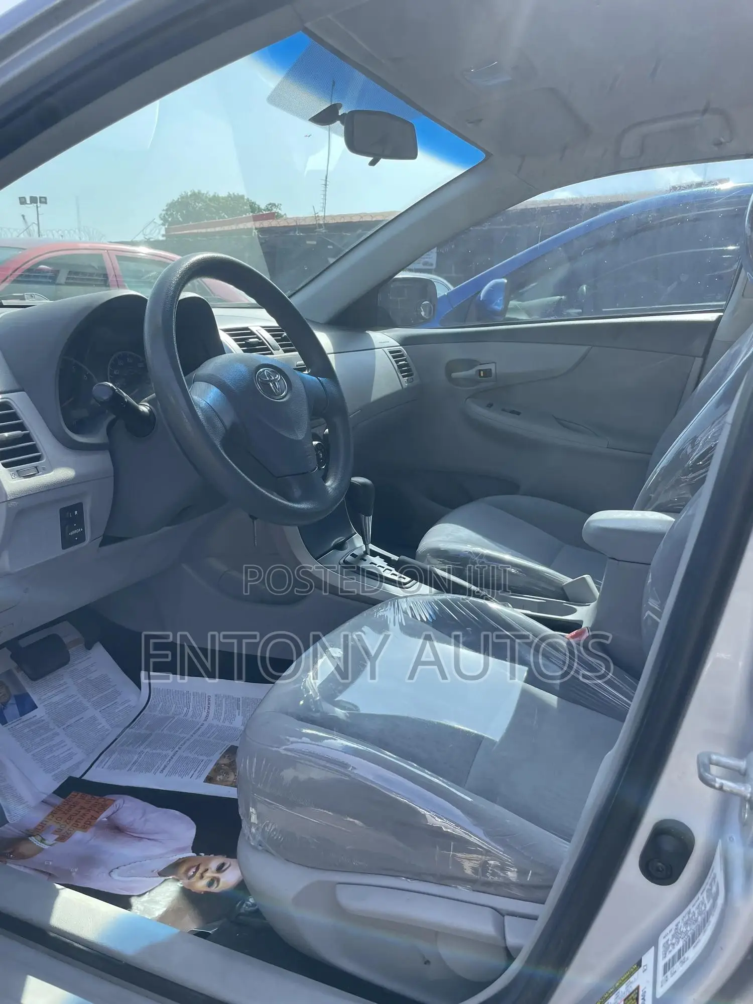 Toyota Corolla 2010 Silver