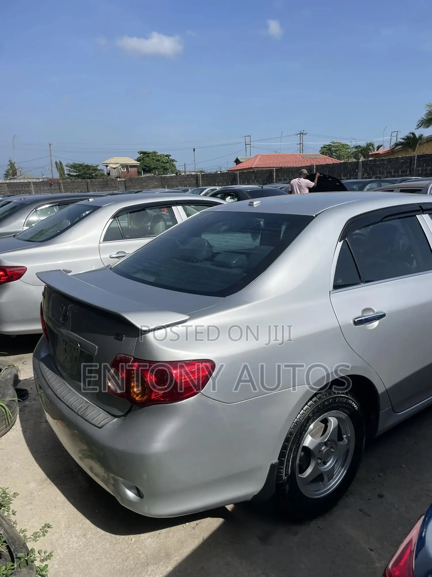Toyota Corolla 2010 Silver