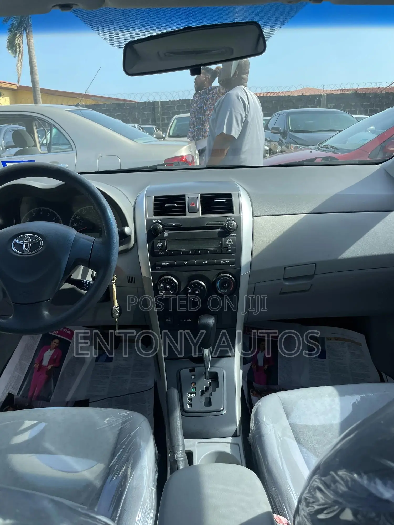 Toyota Corolla 2010 Silver