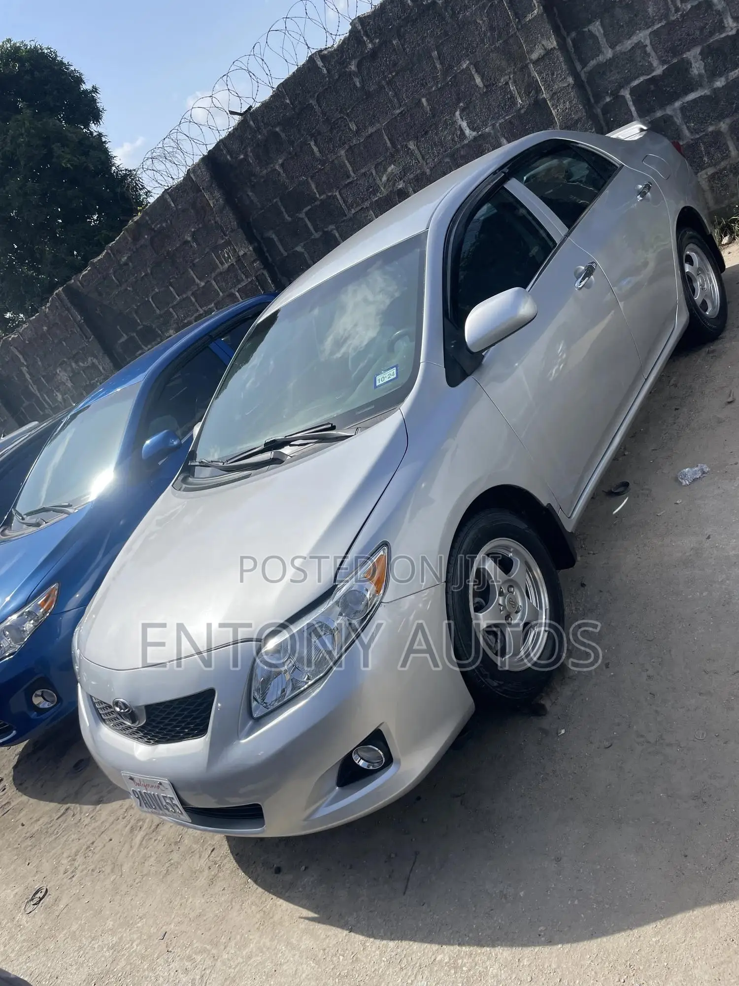 Toyota Corolla 2010 Silver