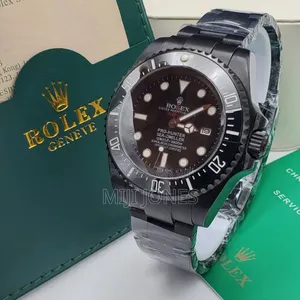Photo - "Pro Hunter Style: Replica Rolex Sea Dweller Black Watch"