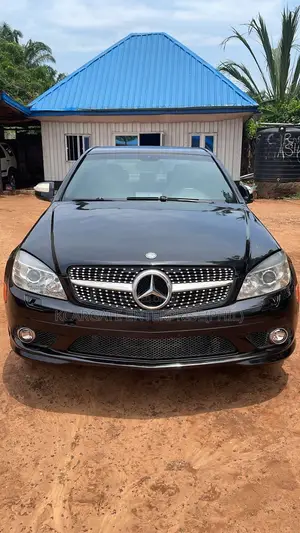 Mercedes-Benz C300 Luxury Sedan AWD (3.0L 6cyl 7A) 2008 Black