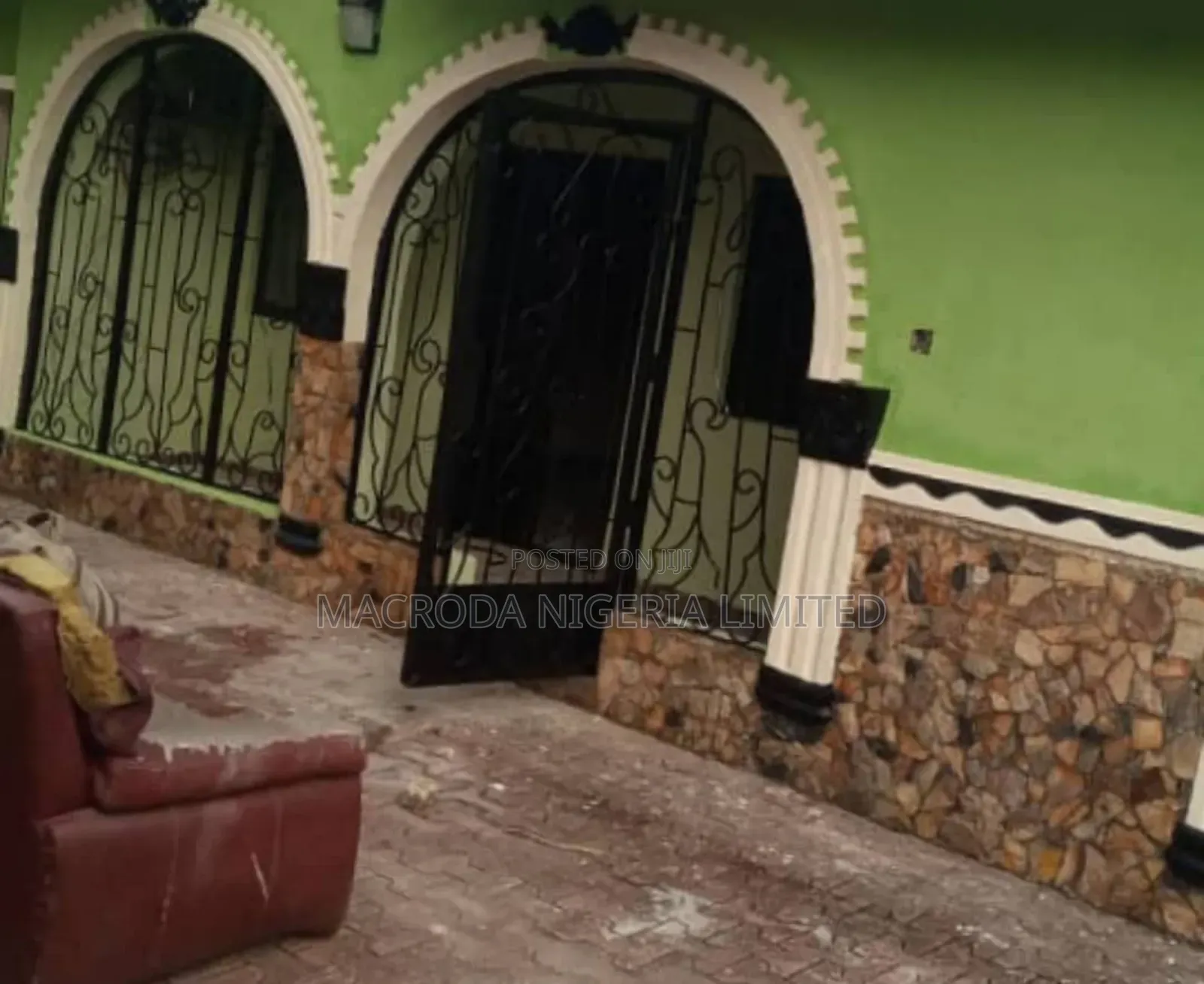 4bdrm Bungalow in Happy Way Estate, Baruwa for sale