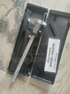 Electronic Digital Caliper 200mm