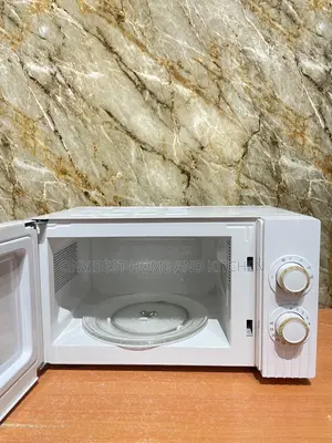 George Home 700wtts Microwave Oven