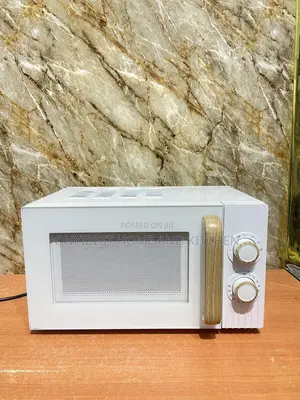 George Home 700wtts Microwave Oven