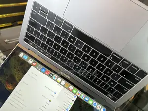 Laptop Apple MacBook Pro 2019 16GB Intel Core I5 SSD 256GB