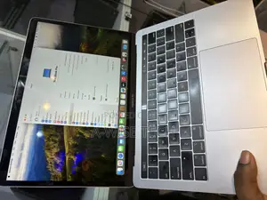 Laptop Apple MacBook Pro 2019 16GB Intel Core I5 SSD 256GB