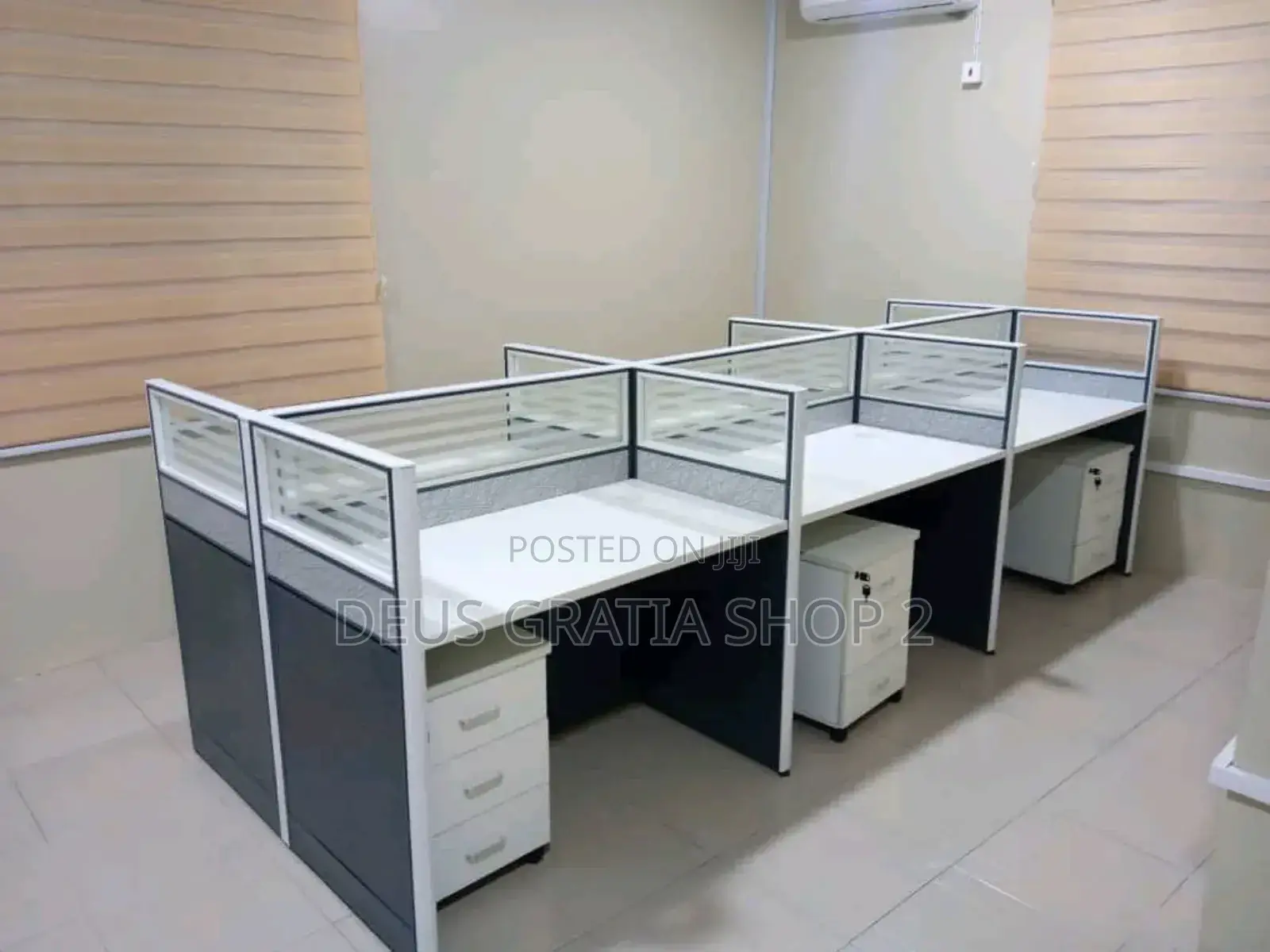6 Man Workstation Desk With Mobile Drawer