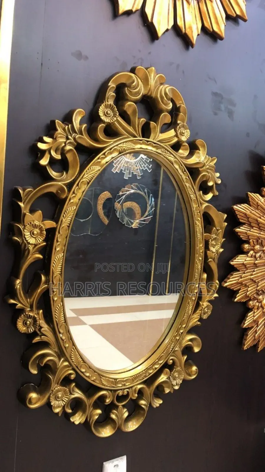 Exotic Royal Wall Mirror With Golden Frame