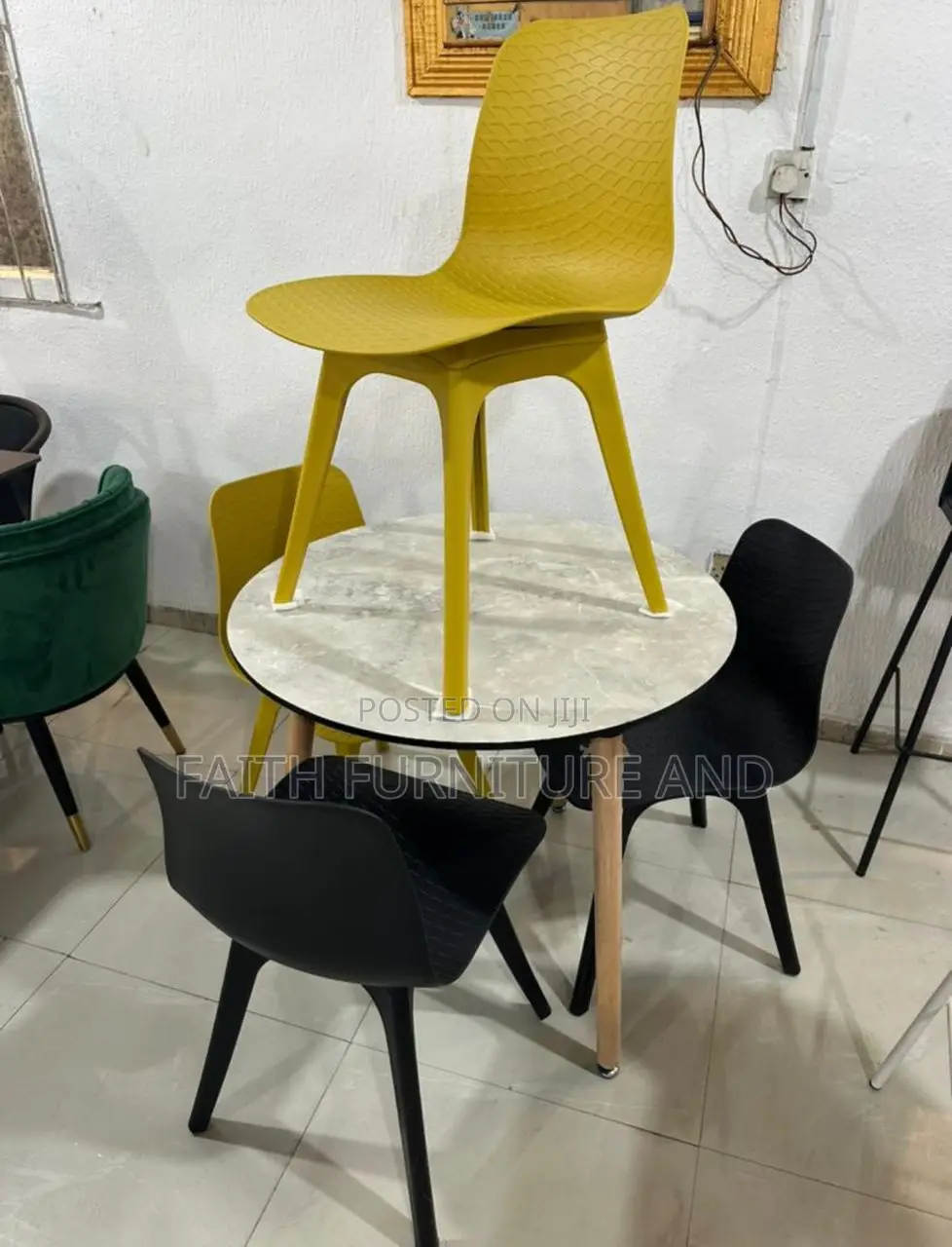 Dinning Set by 3 Seaters