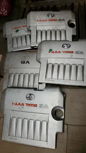 Engine Cover And Plastic 2gr And Others
