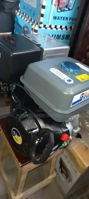 Original 13hp of G-Tech Gx390 Granting Engine Using Petrol