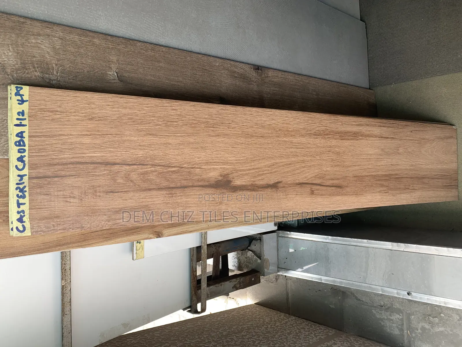 23*120 Wooden Tiles Effect