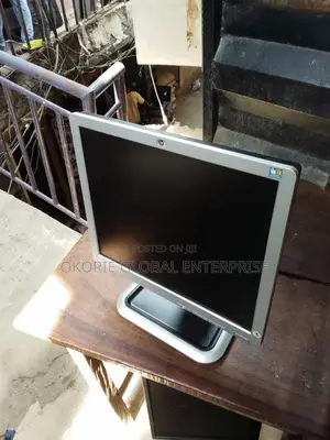Uniforms Hp Monitor