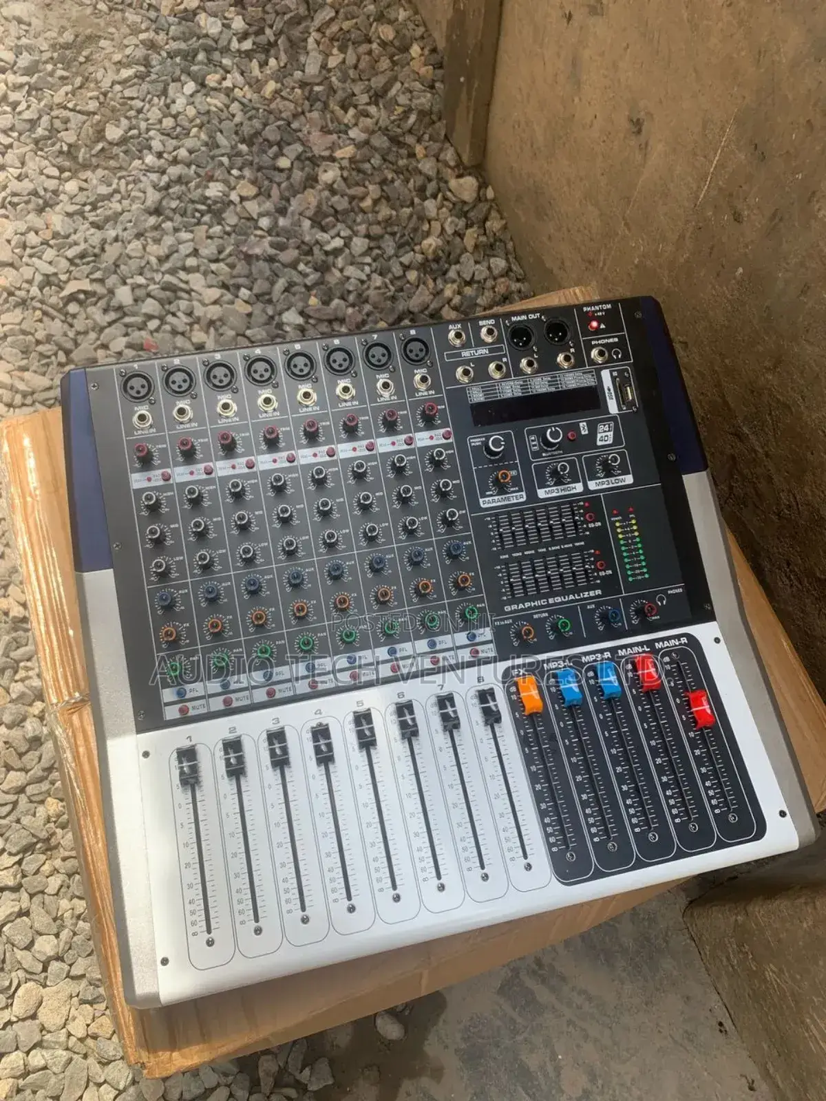 Yamaha Powered Mixer 8 Channel