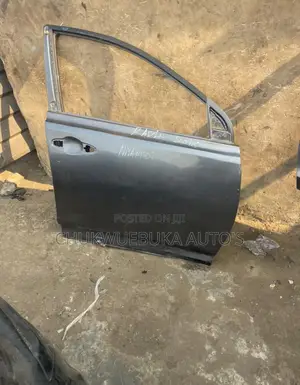 Front Door Rav4 2014