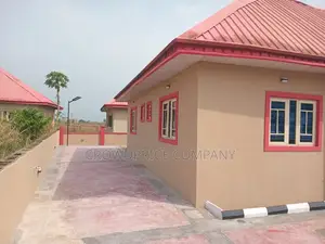2bdrm Bungalow in Bluestone Garden, Obafemi-Owode for sale