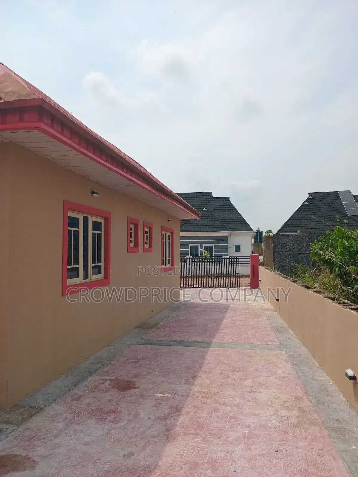 2bdrm Bungalow in Bluestone Garden, Obafemi-Owode for sale