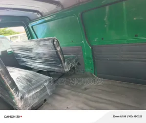 Mitsubishi Delica 2004 Green