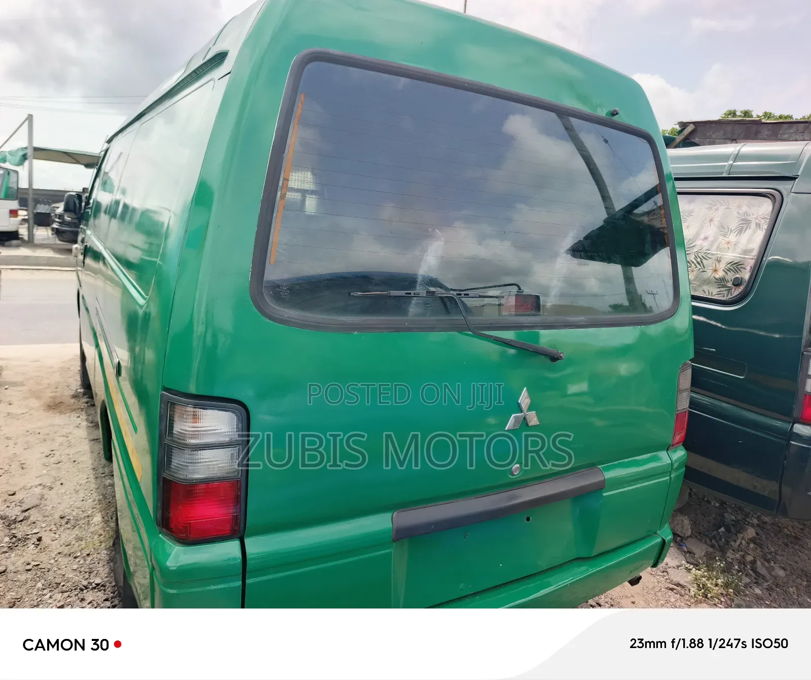 Mitsubishi Delica 2004 Green