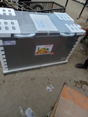 Sharp Freezer 700l