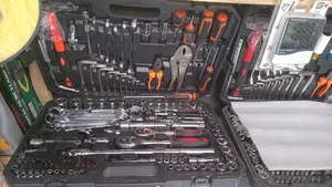 Set of Tool Box 142 Pieces