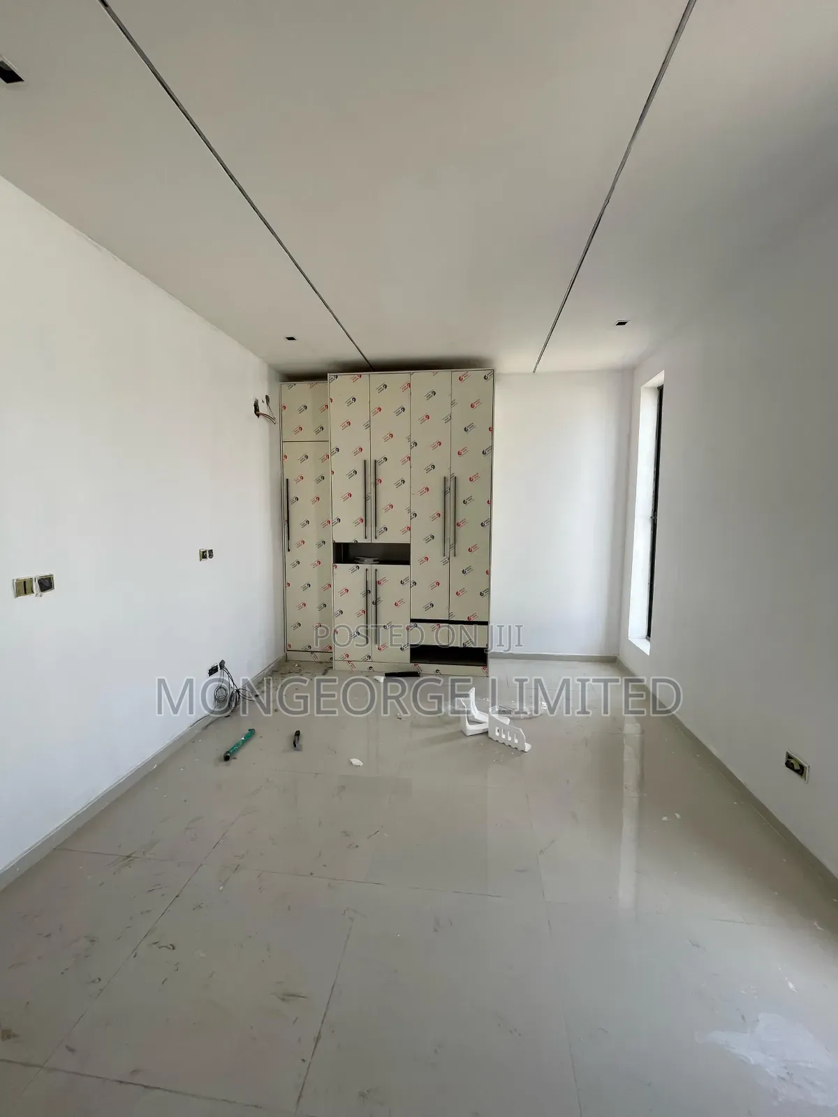 5bdrm Duplex In Ikate For Sale