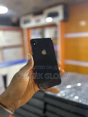 Apple iPhone X 64 GB Black