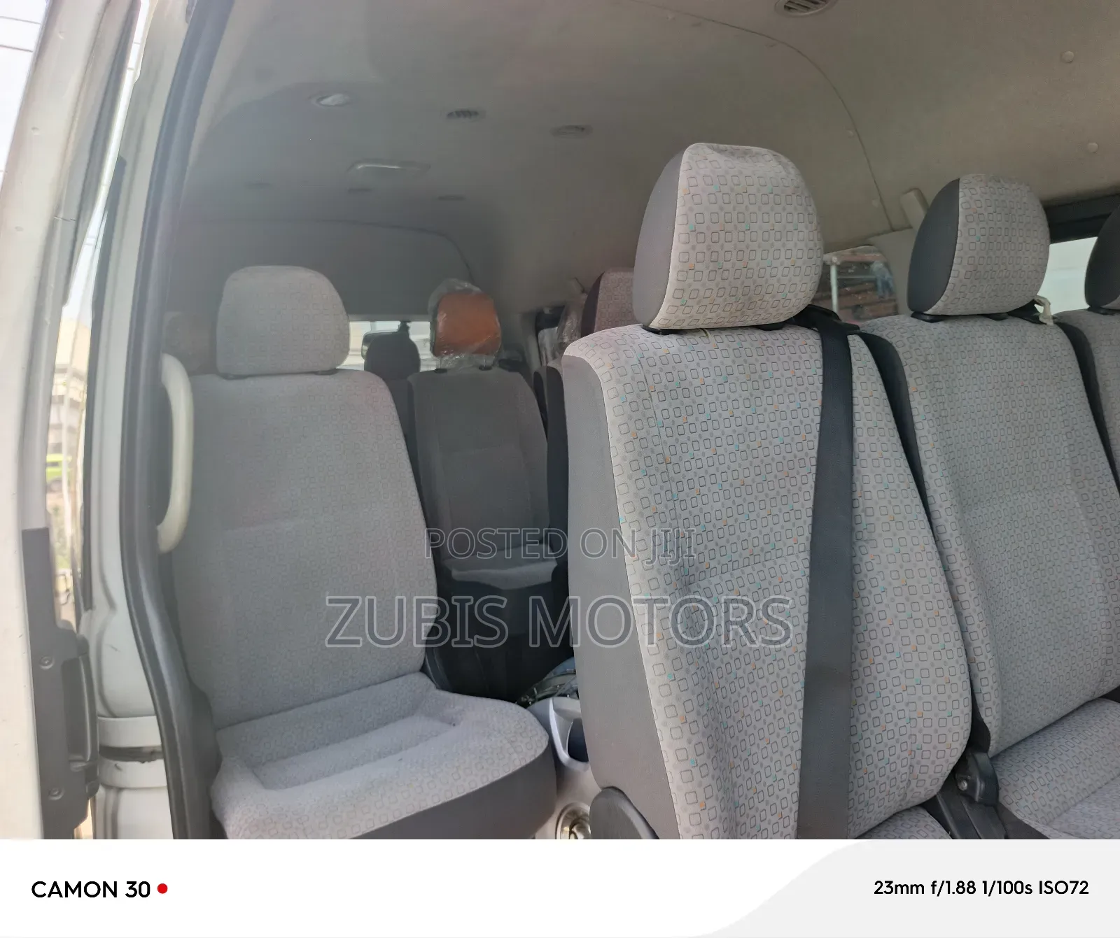 Toyota HiAce 2017 White