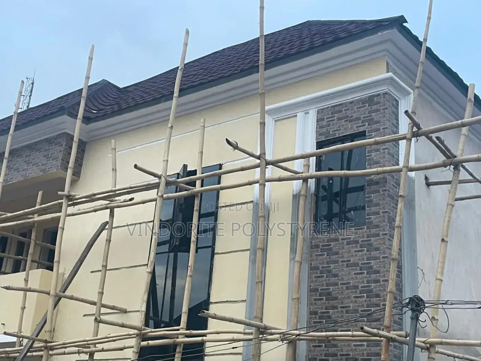 Distinguish Vindorite Polystyrene Parapet