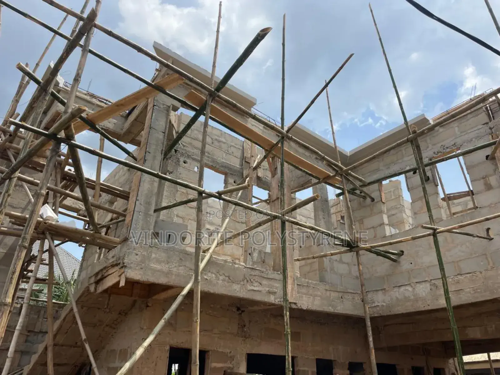 Distinguish Vindorite Polystyrene Parapet