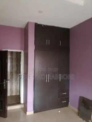 3bdrm Block of Flats in Independence Layout, Enugu for rent