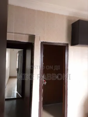 3bdrm Block of Flats in Independence Layout, Enugu for rent