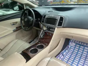 Toyota Venza V6 AWD 2010 Green