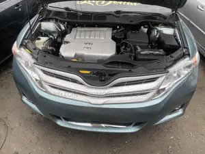 Toyota Venza V6 AWD 2010 Green