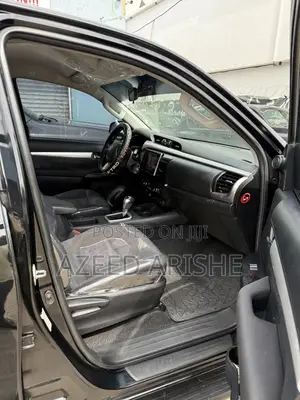 Toyota Hilux 2019 Black