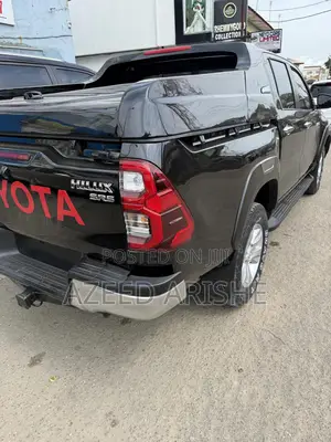 Toyota Hilux 2019 Black