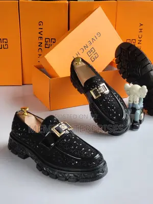 Black_ Versace Shoe