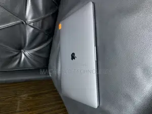 Laptop Apple MacBook Pro 2019 16GB Intel Core I9 SSD 512GB