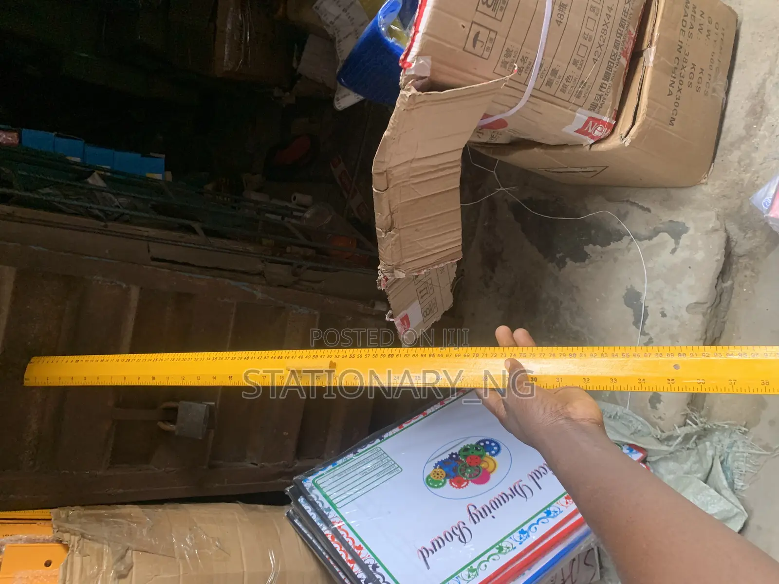 100 Inches Board Ruler