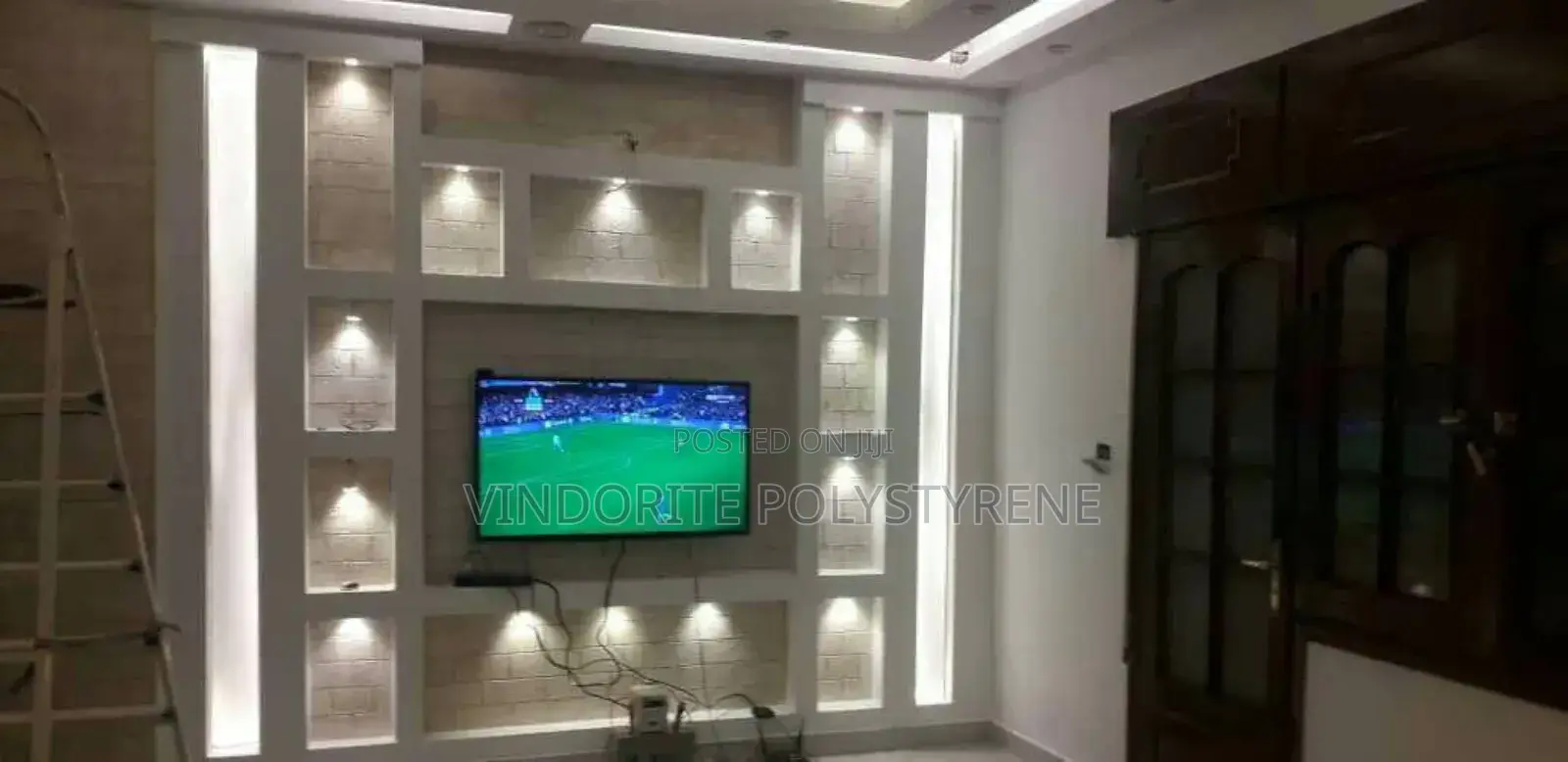 Vindorite Polystyrene Tv Console