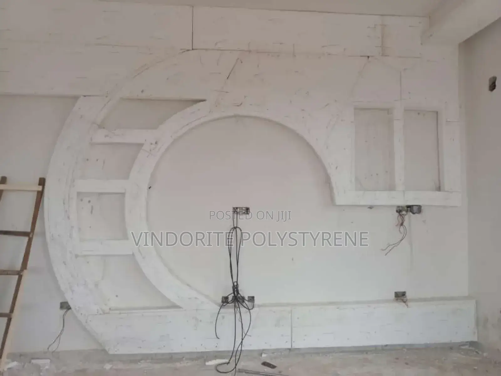 Vindorite Polystyrene Tv Console