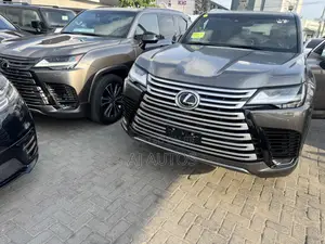 Lexus LX 2023 Gray