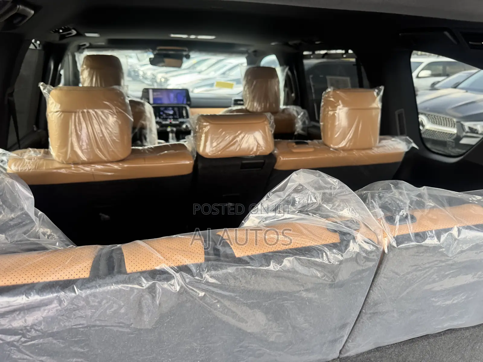 Lexus LX 2023 Gray