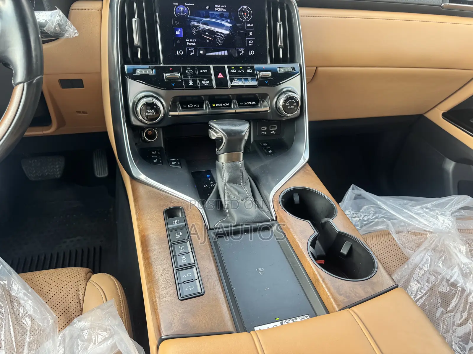 Lexus LX 2023 Gray