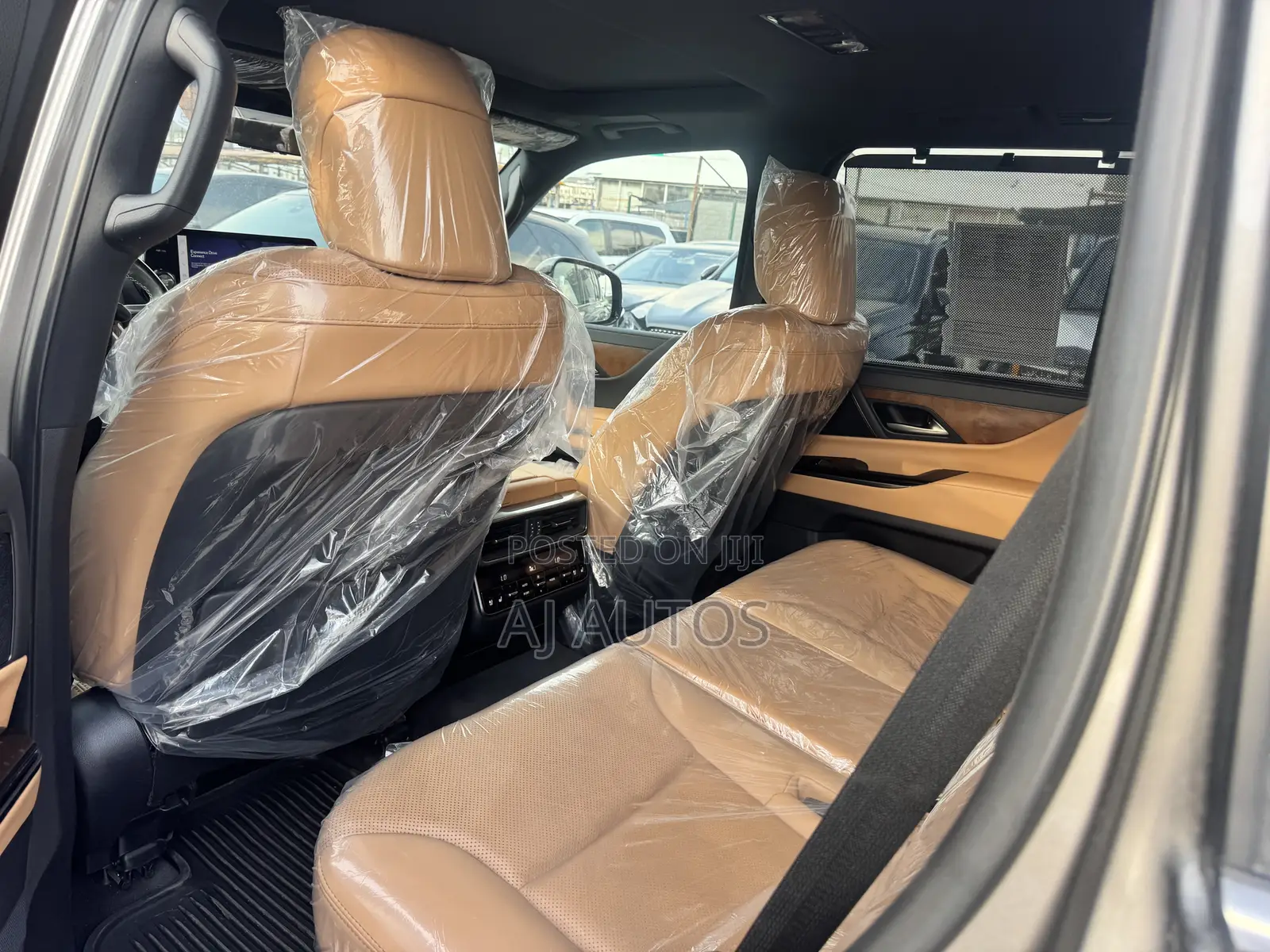 Lexus LX 2023 Gray