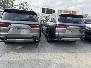 Lexus LX 2023 Gray